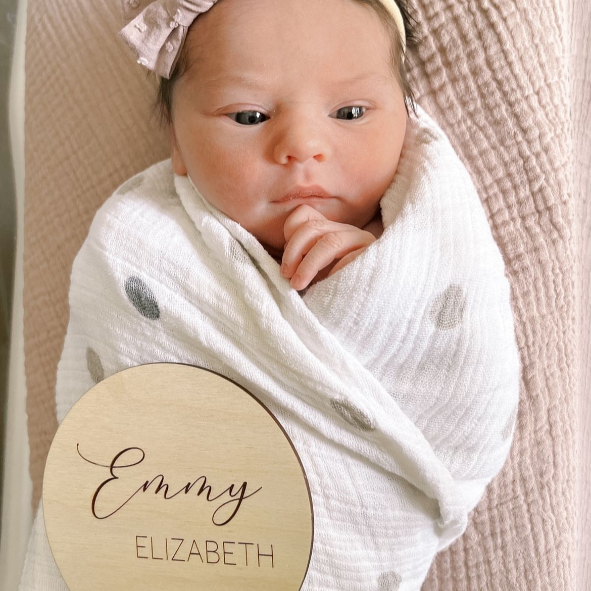 newborn name announcement of baby girl